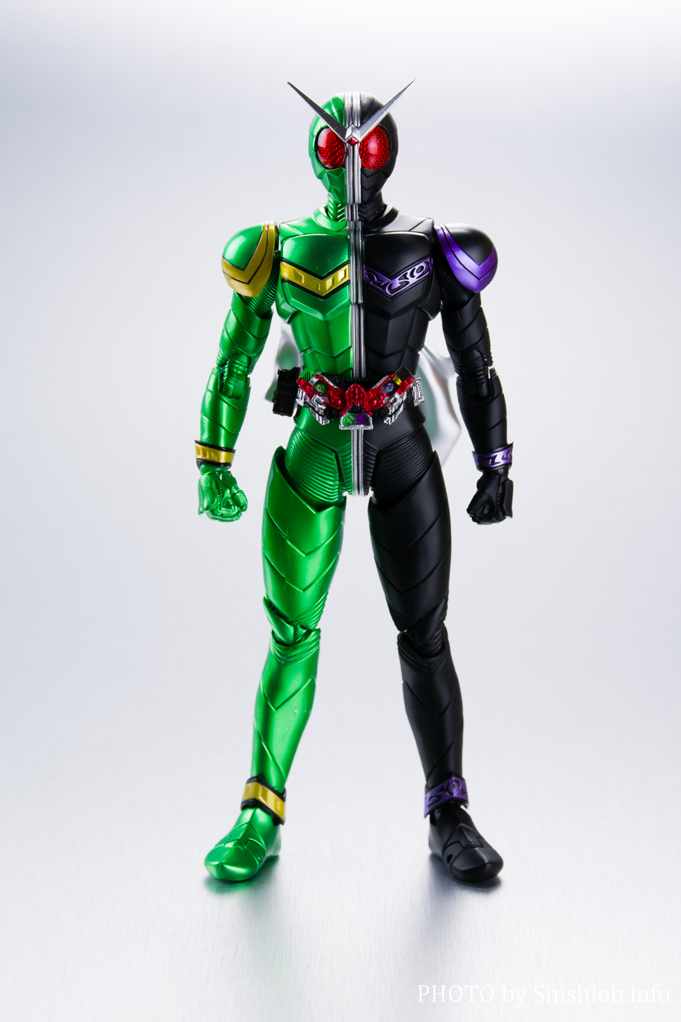 レビュー】S.H.Figuarts（真骨彫製法）仮面ライダーW サイクロン